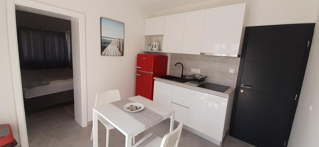 Apartments Croatiasun Водице Экстерьер фото